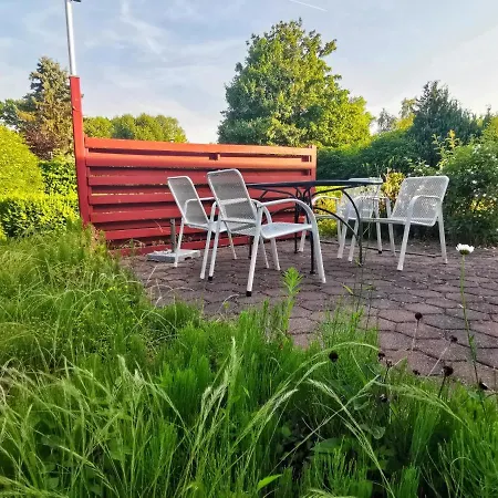 Obj 83 Foehrenhus Ferienbungalow In Ruhiger Lage Fur 4 Personen, Terrasse, Strandkorb Und Hund Dom wakacyjny